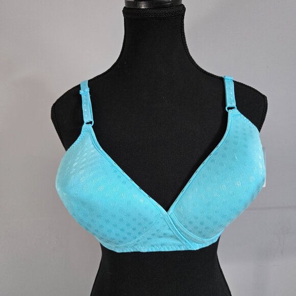 NWT Women’s Light Blue Everyday Wear Bra – Size 42C - Picture 1 of 3